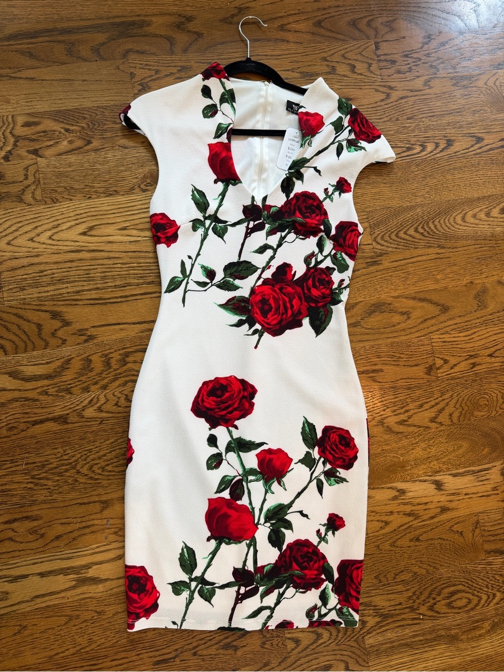 Va Va Voom White Floral Rose Sheath Dress - Red Rose Print S